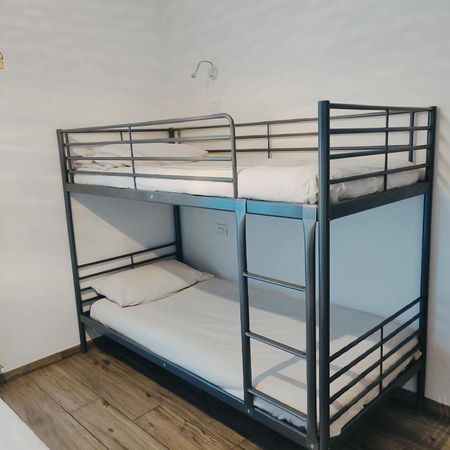 Casa Vacanze Da Marti Tirano Luaran gambar